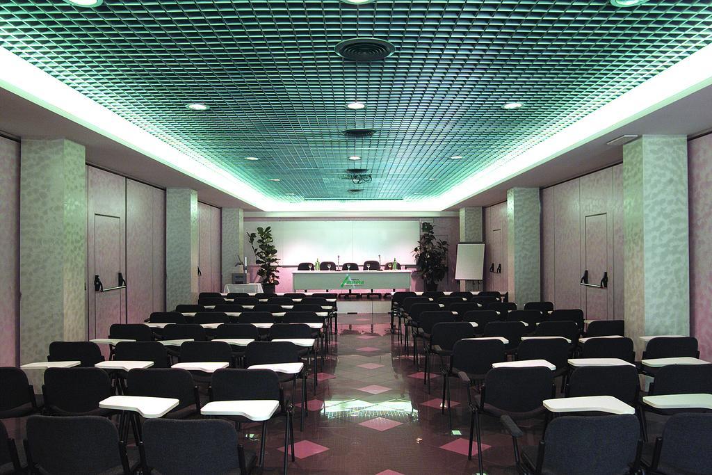 Hotel Aurora 3*